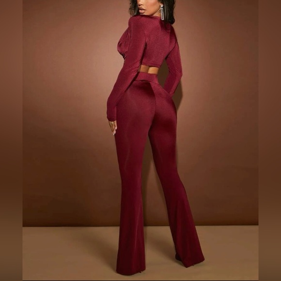 Cowl Neck Crop Top & Flare Leg Pants Set - Picture 5 of 7